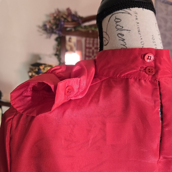 Vintage 70s 80s Gorgeouse Blouse #Christmas Red High Neck Keyhole Back - Picture 7 of 12